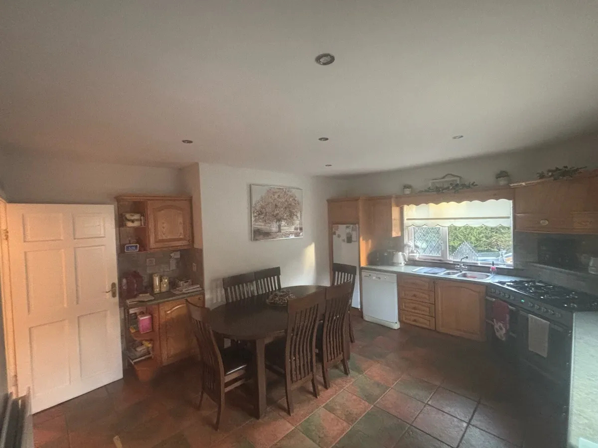 Solid oak kitchen - Image 3