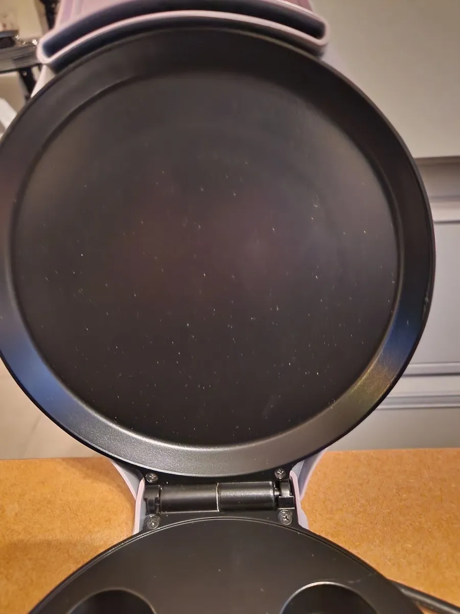 NEW Sweet Treats Brownie Bite Maker Model STBBM001 - Image 3