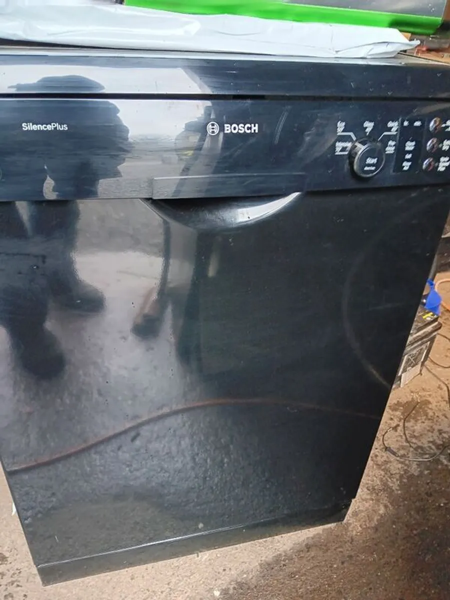 Dishwasher - Image 2