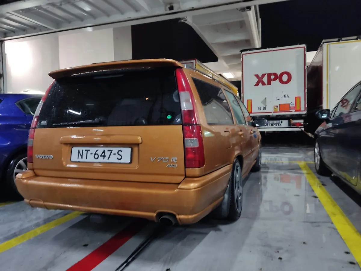 Volvo V70R AWD LPG €56 tax* - Image 4