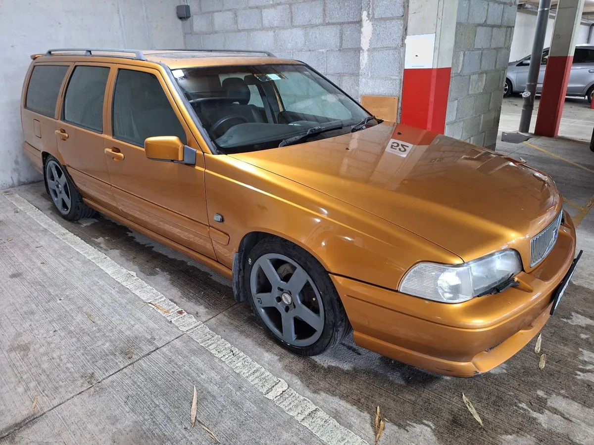 Volvo V70R AWD LPG €56 tax* - Image 4