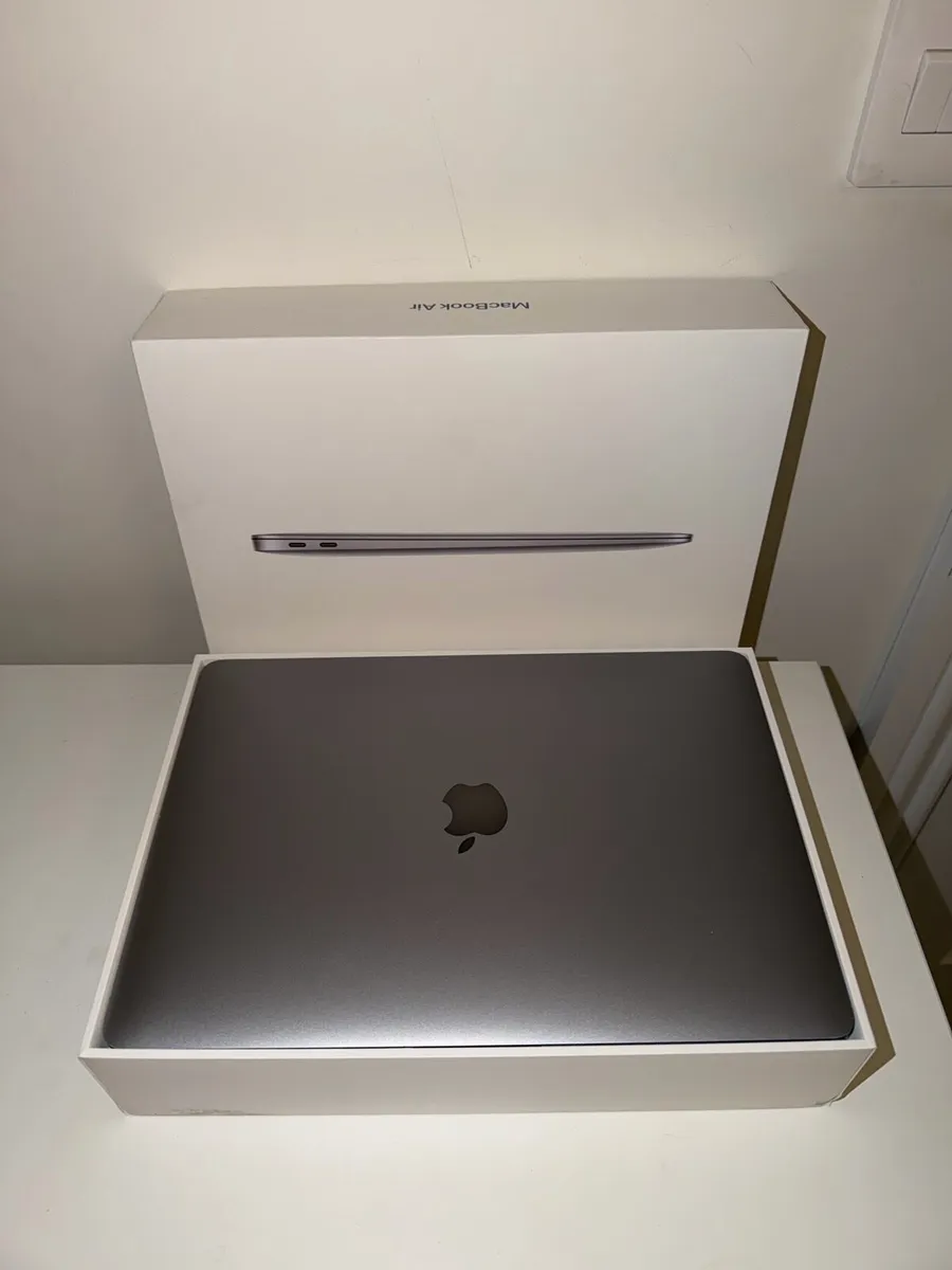 MacBook Air M1, 2020 (Space Grey) - Image 1