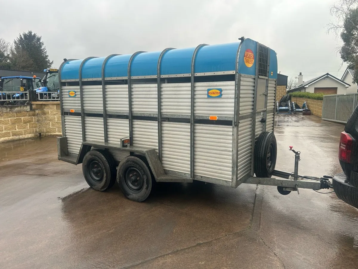 Porter 12 ft cattle trailer - Image 2