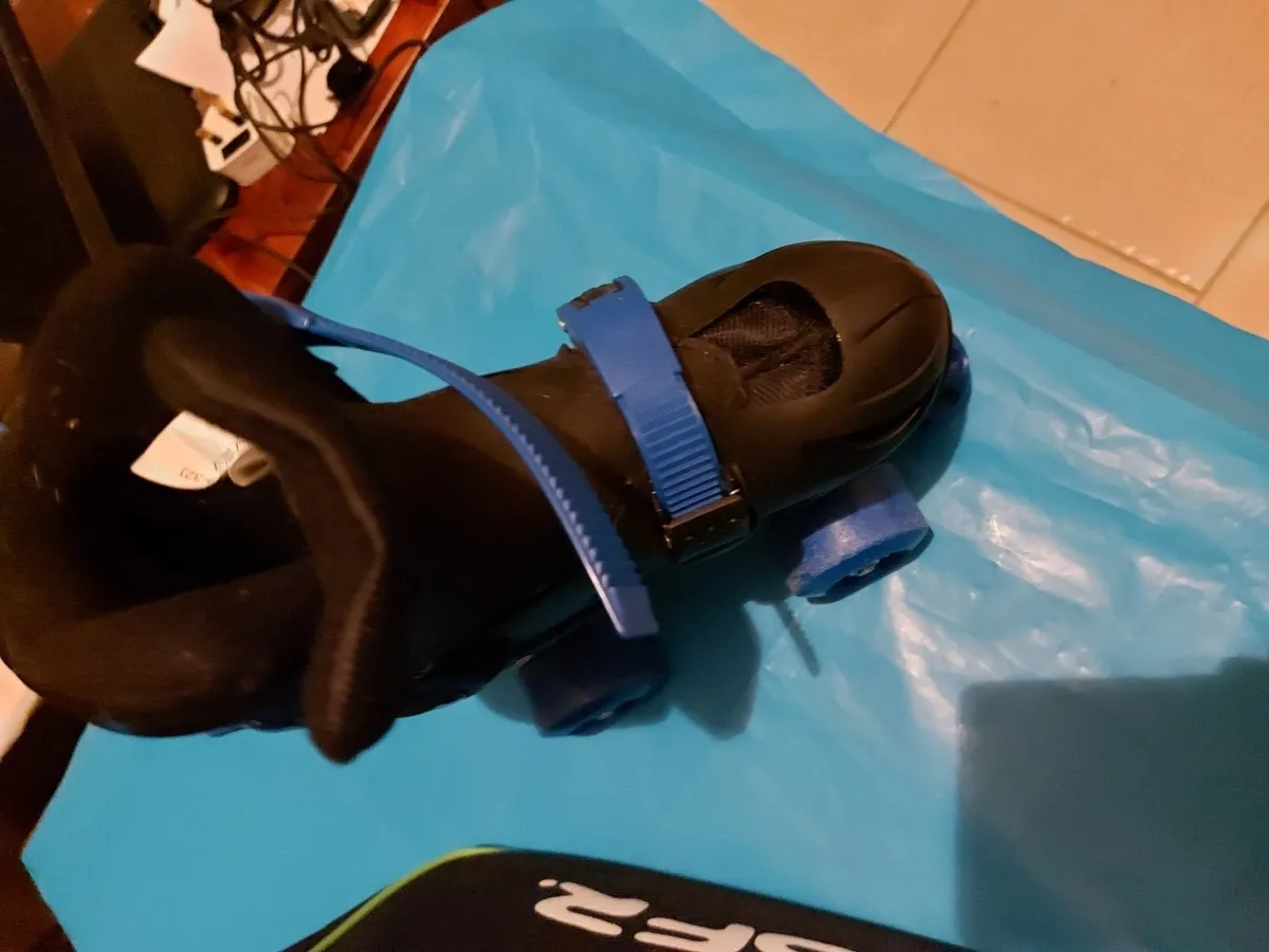 SFR Roller Skates in Carry Bag, Blue, Size 29-32 - Image 4