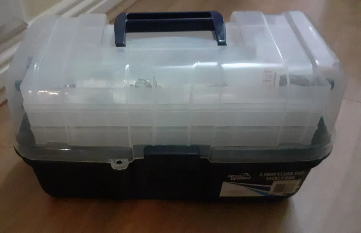 Medium size tackle box blue - Image 1
