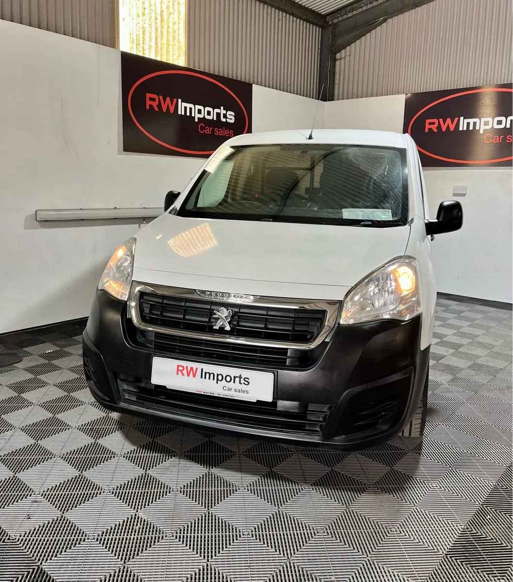 Peugeot partner 3x seater - Image 3