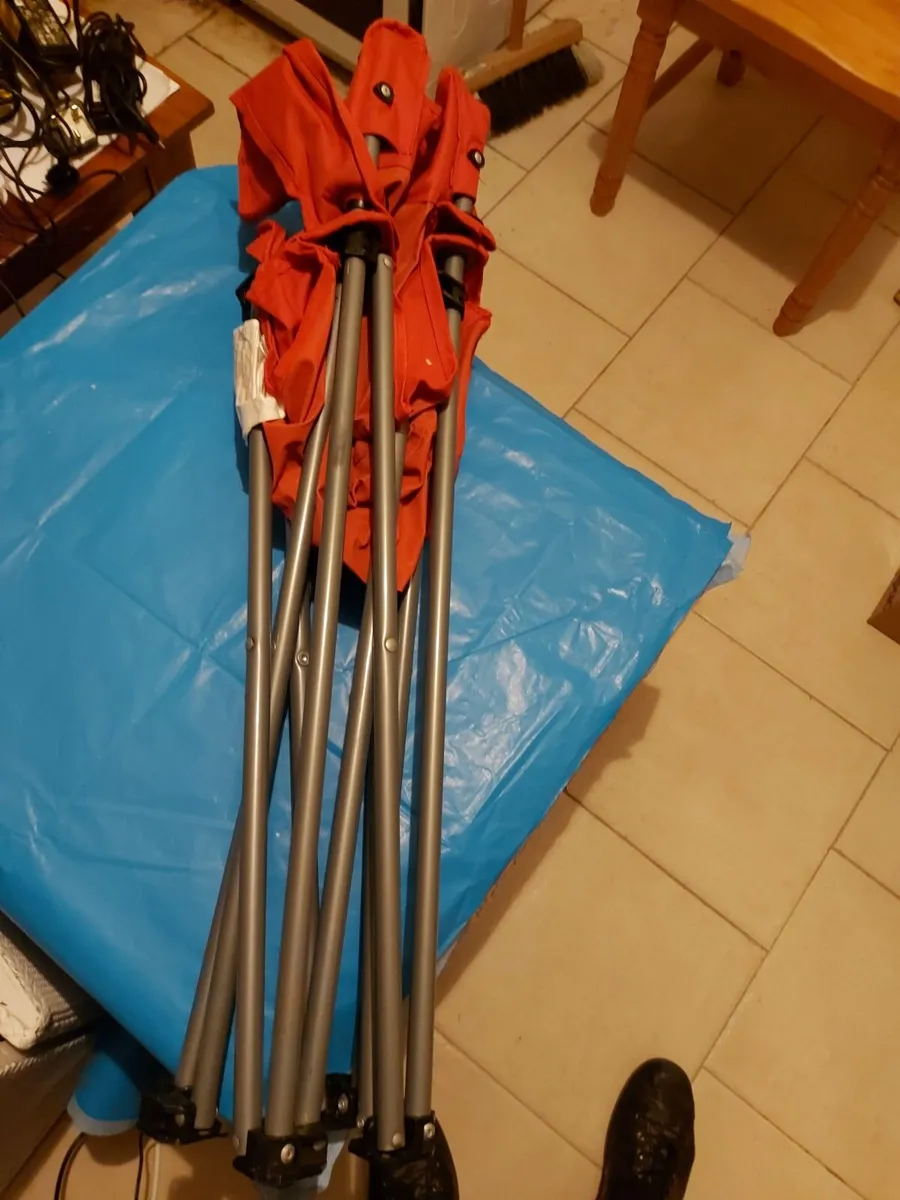 Fold Away Camping Chair with cup holder - Image 3