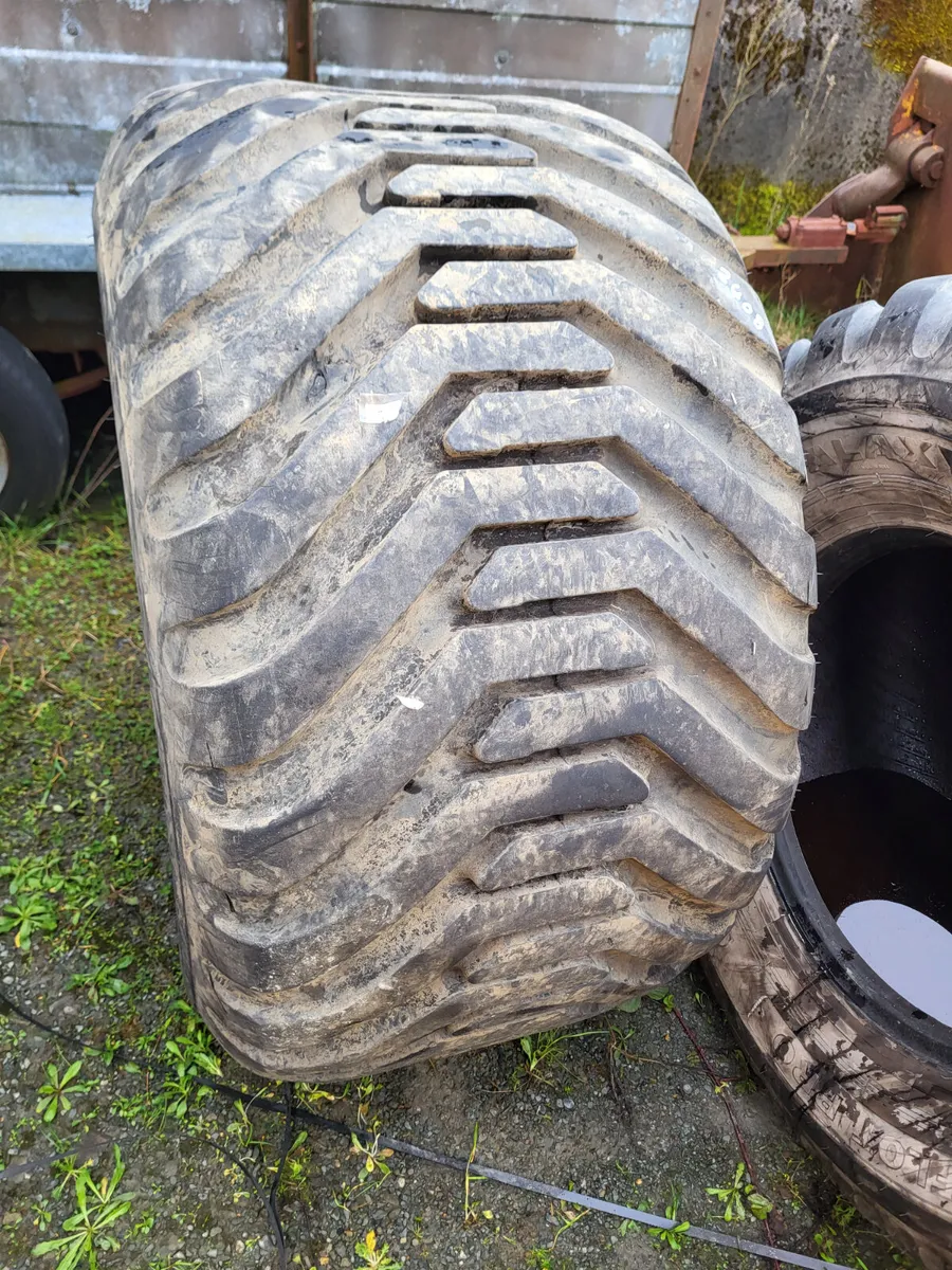 550 60 22.5 silage trailer tyres - Image 4
