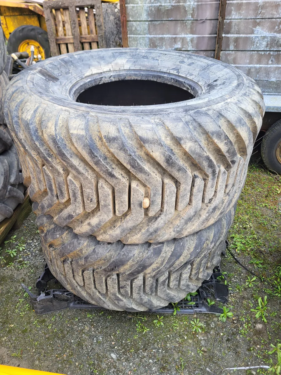 550 60 22.5 silage trailer tyres - Image 2