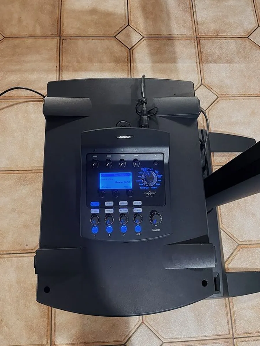 Bose L1 Model 1S with B2 sub and Tone Match mixer - Image 2