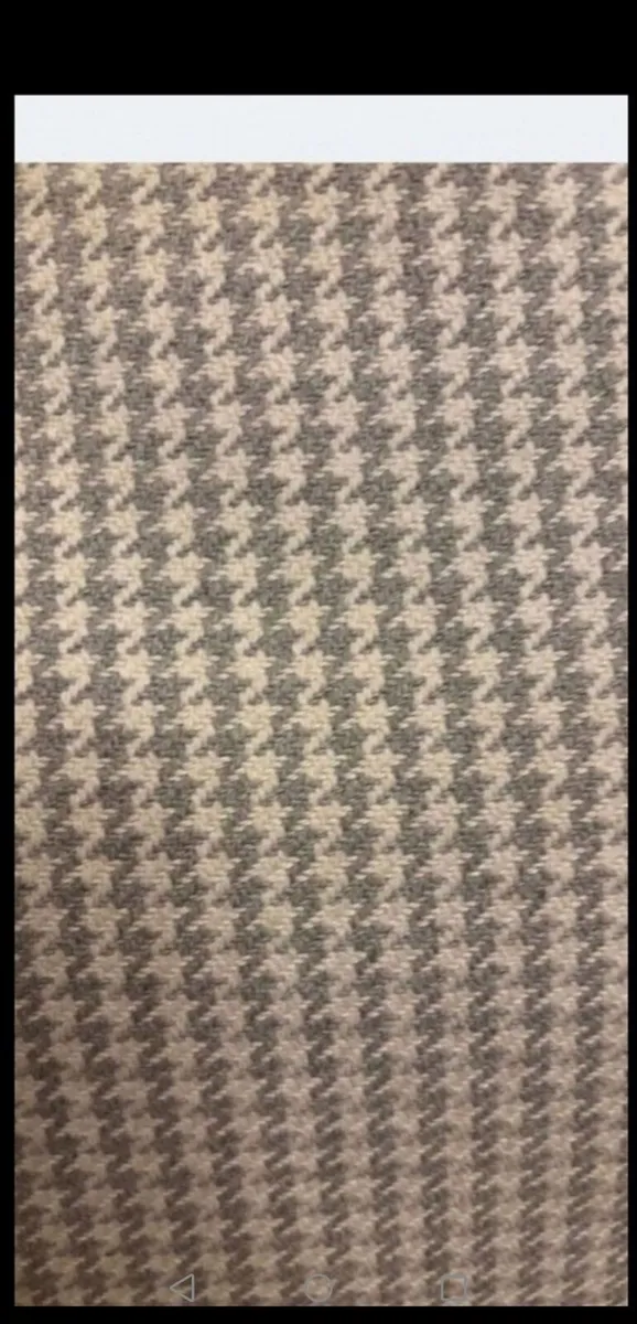 Laura Ashley 2 Seater Couch C/W Front Brass Castor - Image 2