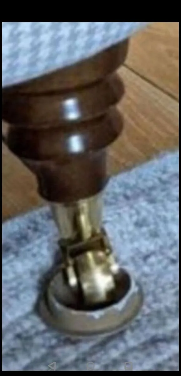 Laura Ashley 2 Seater Couch C/W Front Brass Castor - Image 3