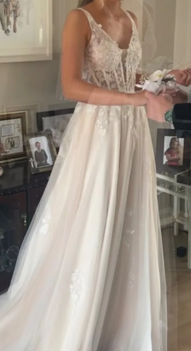 Debs dress - Image 4