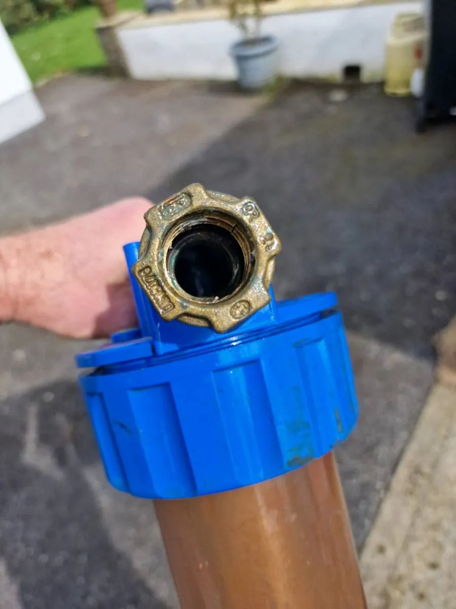Water filter housing - Image 3
