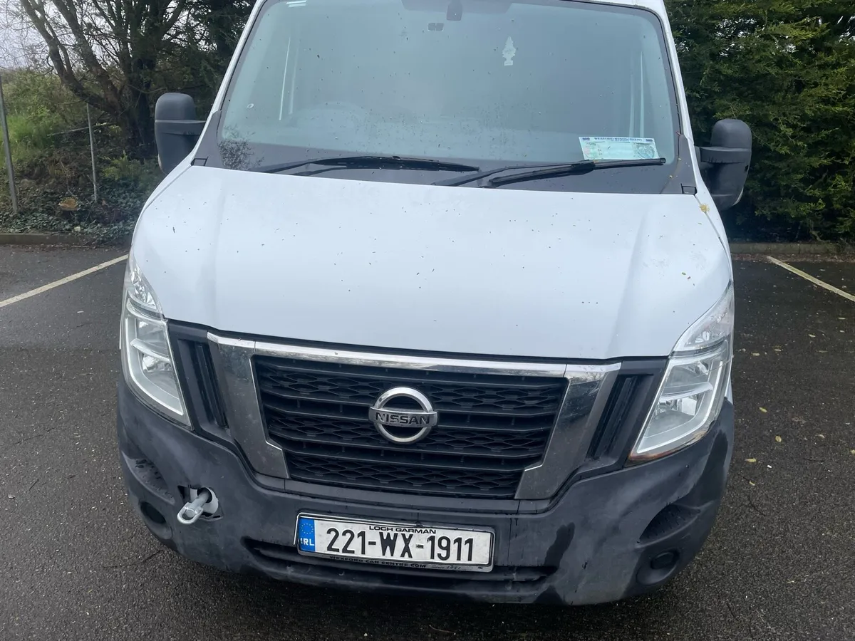 221 Nissan NV400 - Image 1