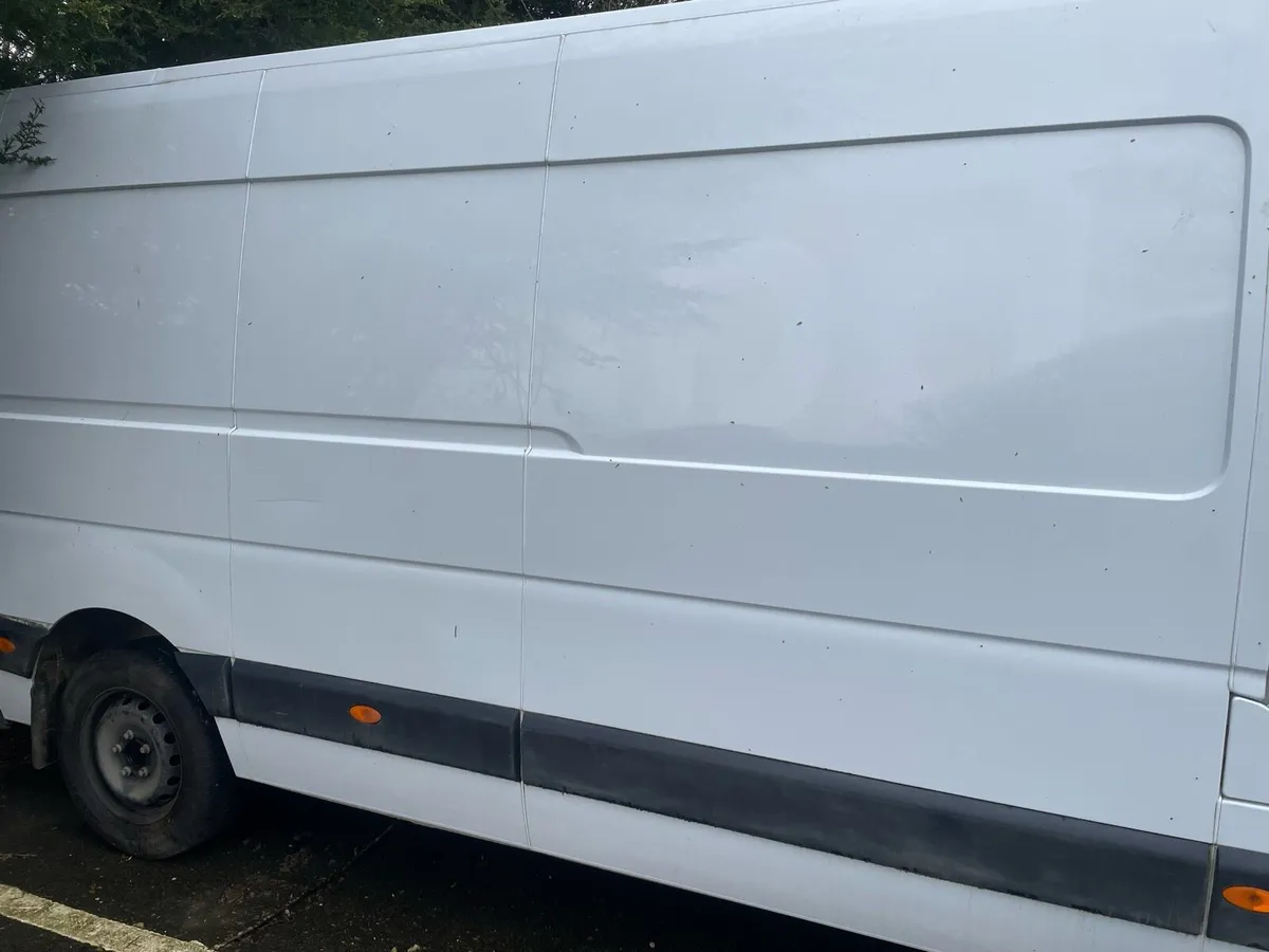 221 Nissan NV400 - Image 3