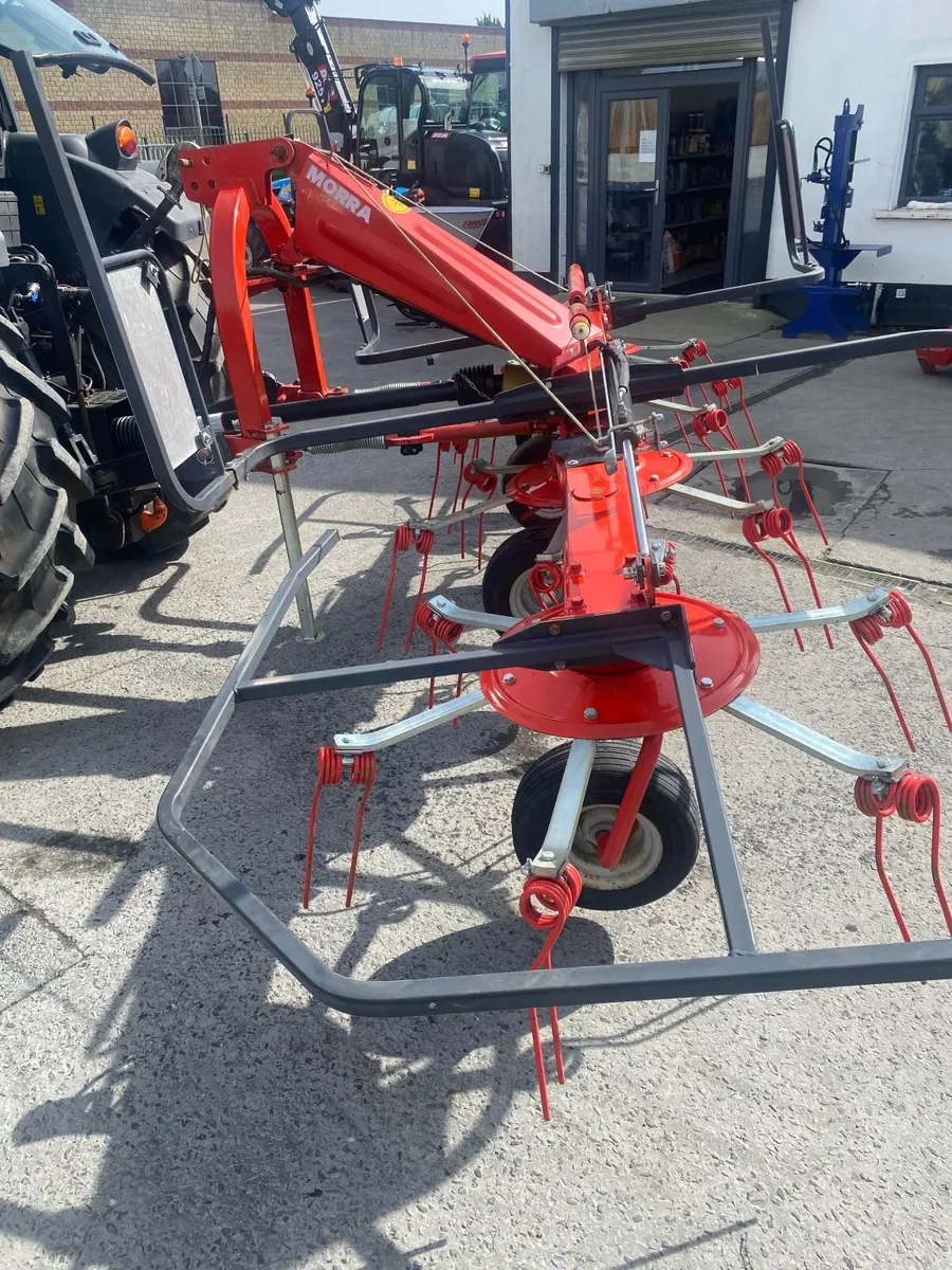 Used Morra 4 rotar tedder - Image 3