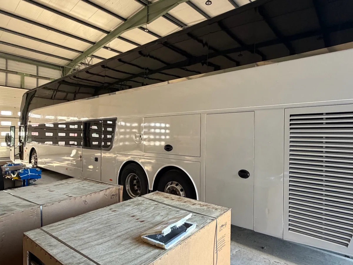 2013 Daf Vanhool 103 seater - Image 2