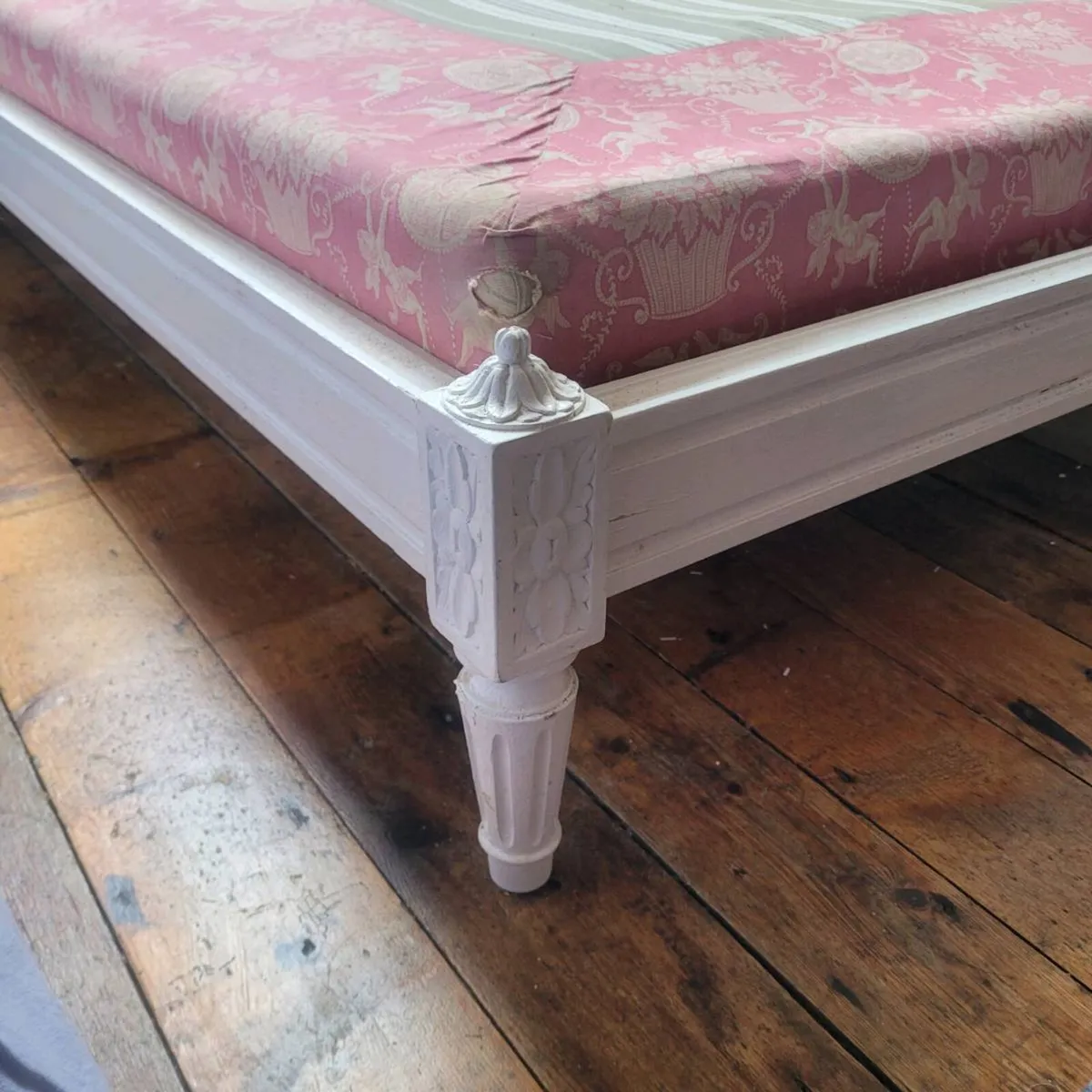 Antique French beds - Image 4