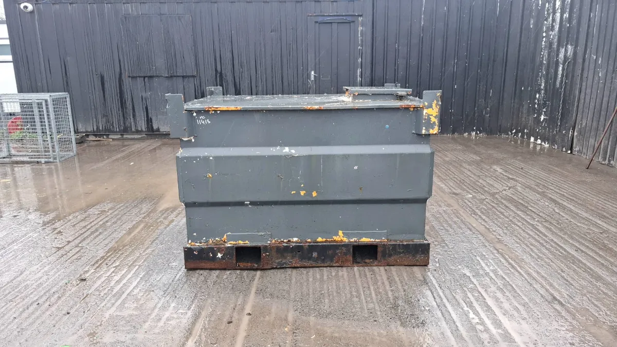 1000L Static Diesel Bowser - Image 2