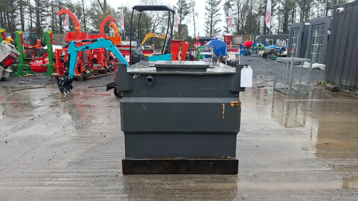 1000L Static Diesel Bowser - Image 4