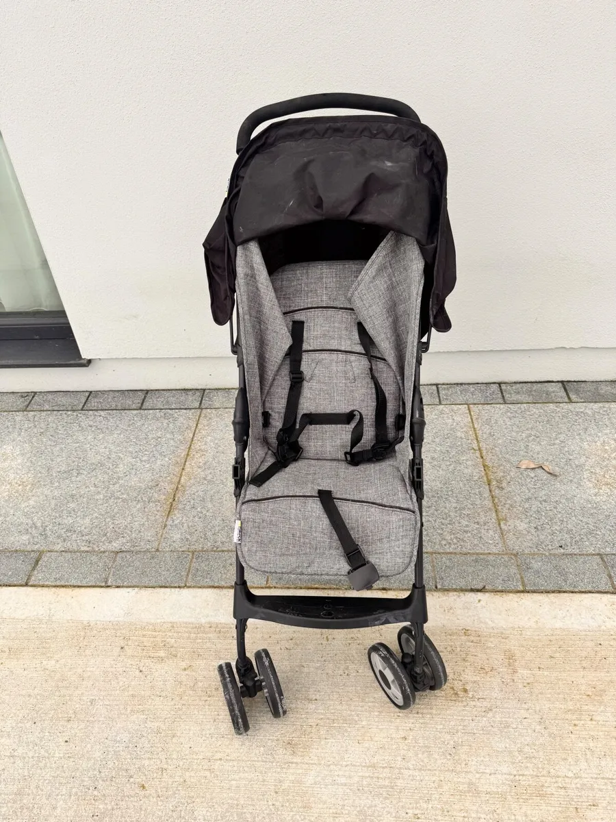 Hauck stroller - Image 3