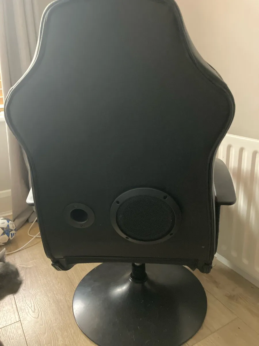 Gamers Chair - Image 3