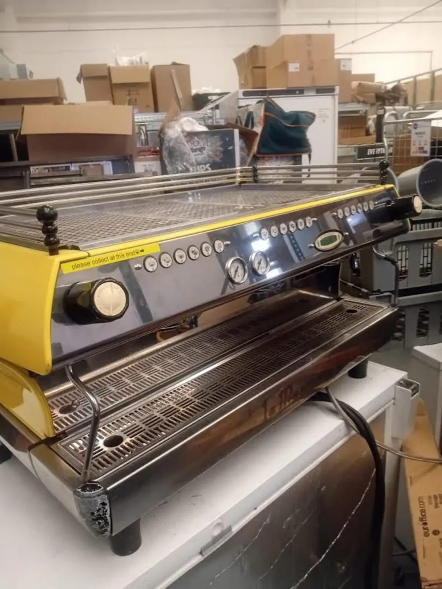 Catering equipment - Image 1