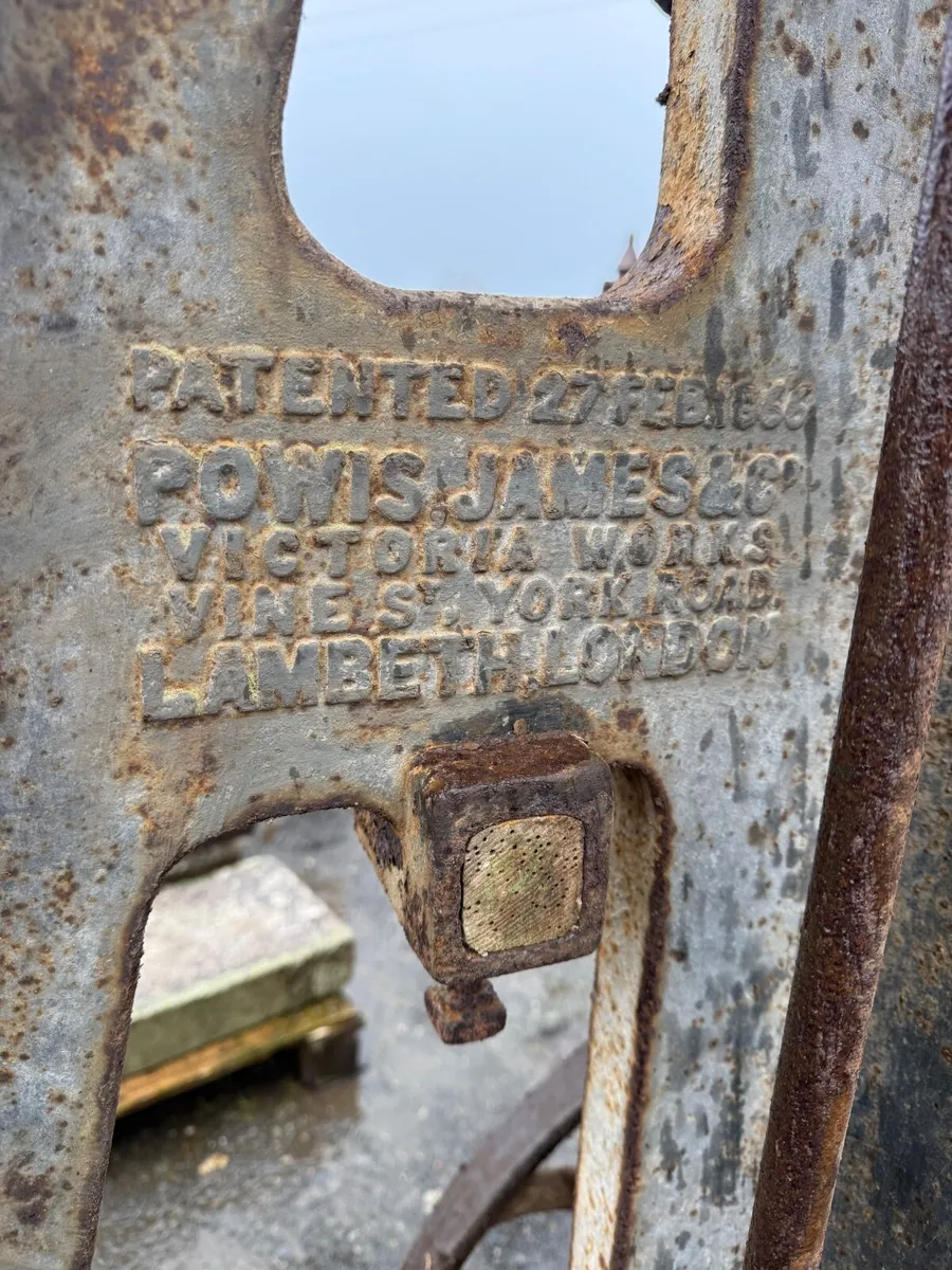 Large very old vintage band saw - Image 2