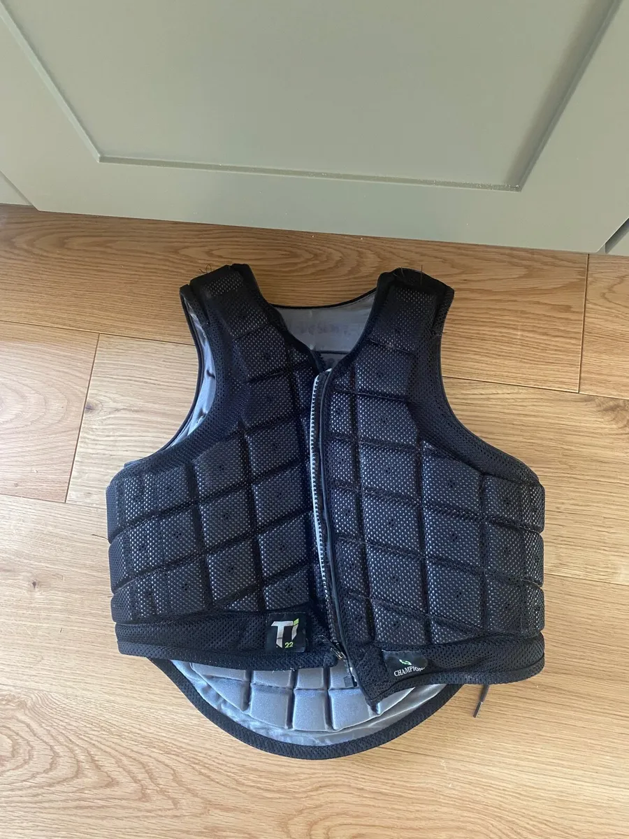 Champion Titanium Ti22 Child Body Protector - Image 1
