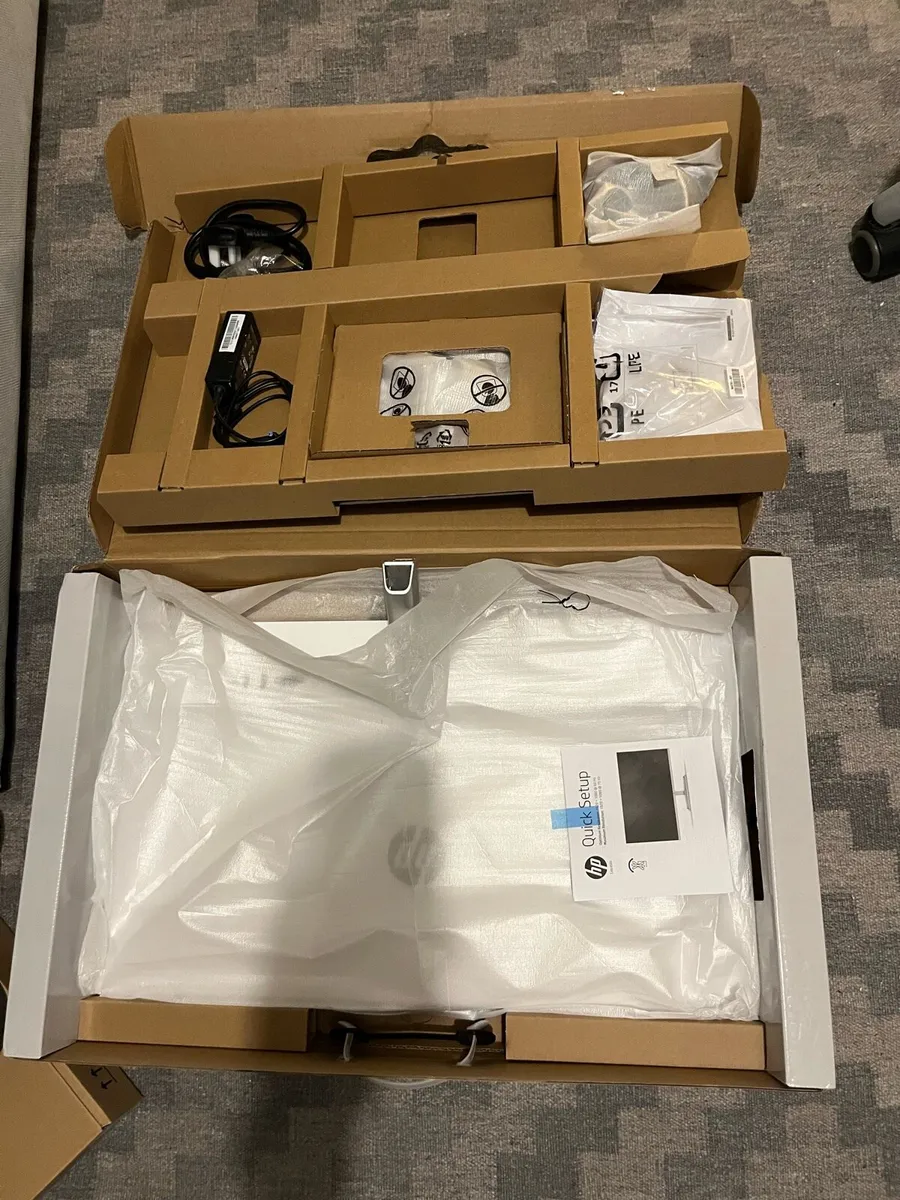 HP M27fw full HD 27” LCD Monitor - Image 3