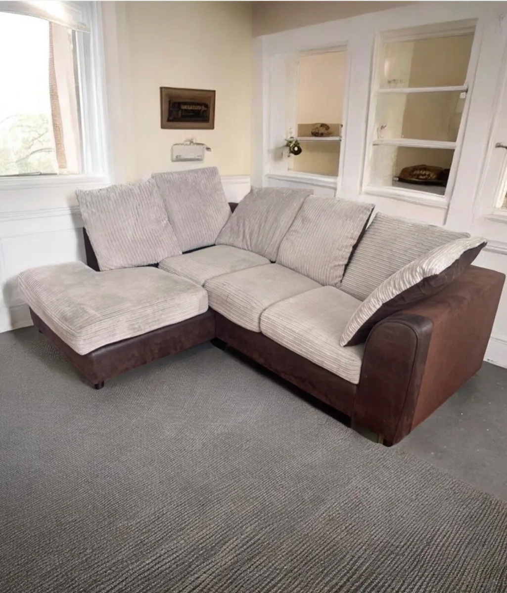 L Corner sofa - Image 1