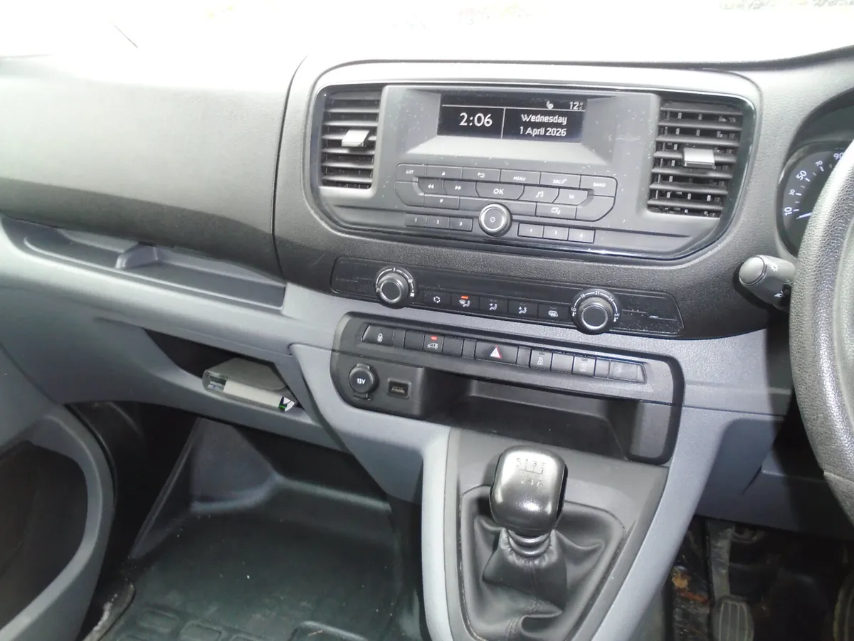 Opel Vivaro One OwnerTotal Price 17250 - Image 3