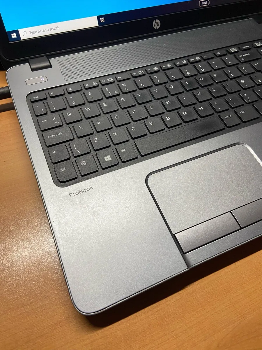 Cheap HP laptop 8/500 win 10 - Image 3