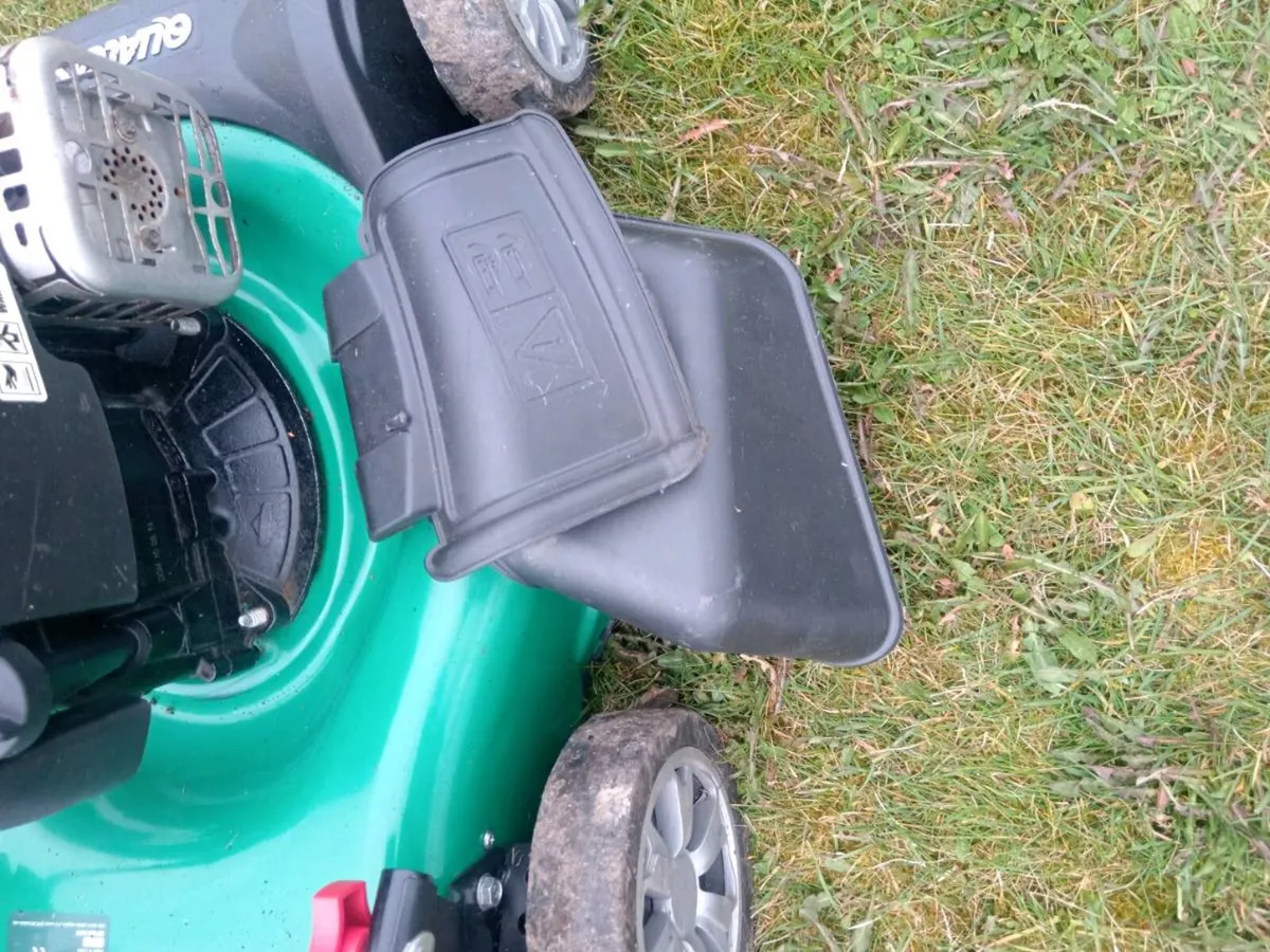 Lawnmowers - Image 3