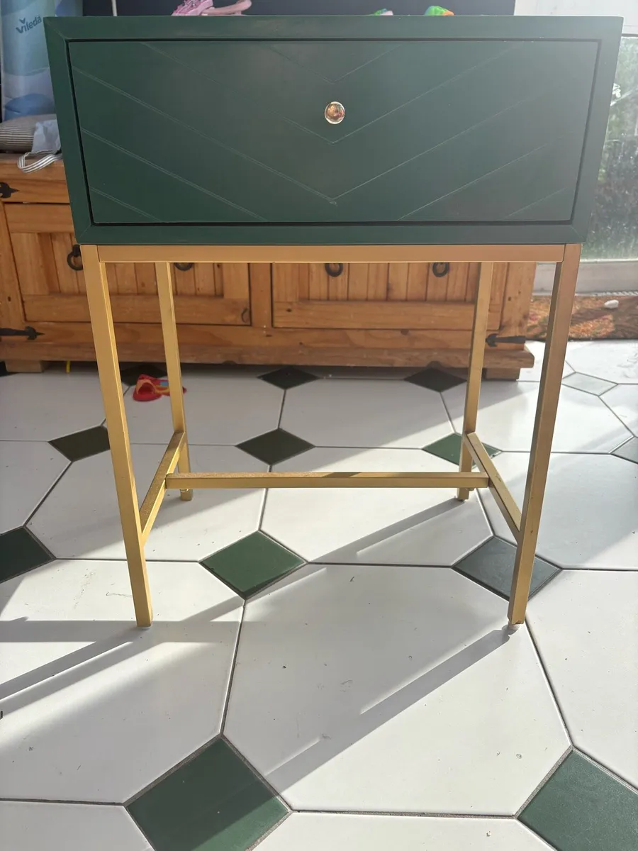 Bedside/end tables - Image 2