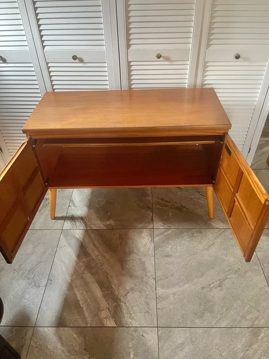 Mid century sideboard - Image 4