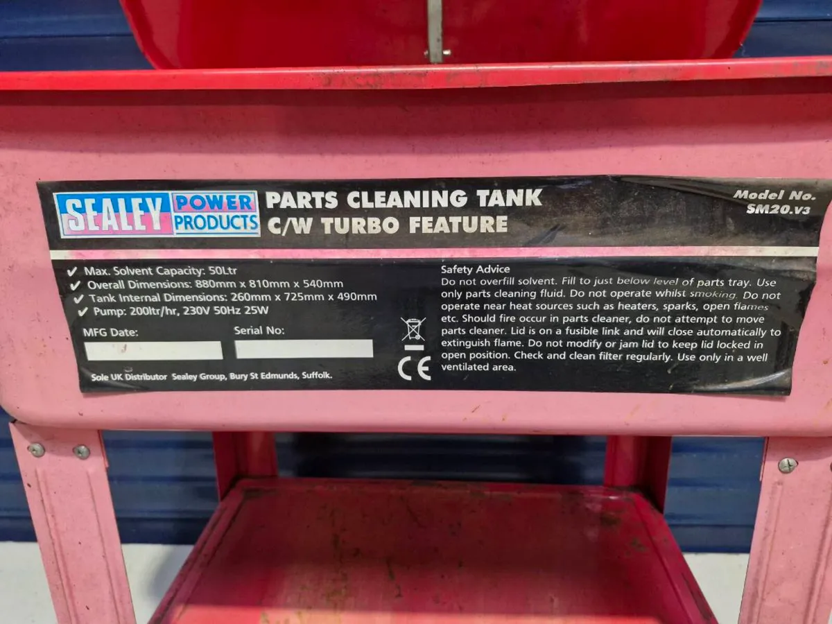 PARTS WASHER - Image 1