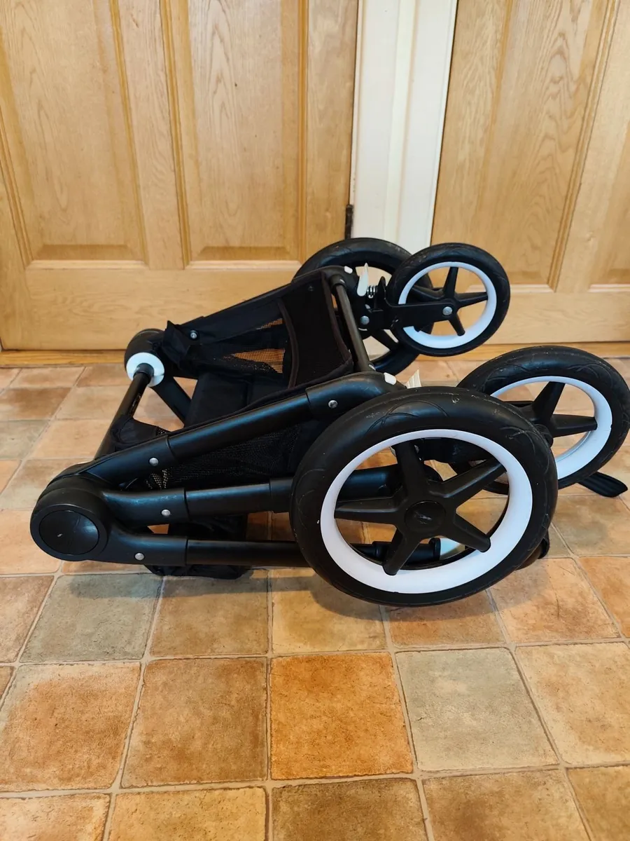 Travel system/ buggy - Image 4