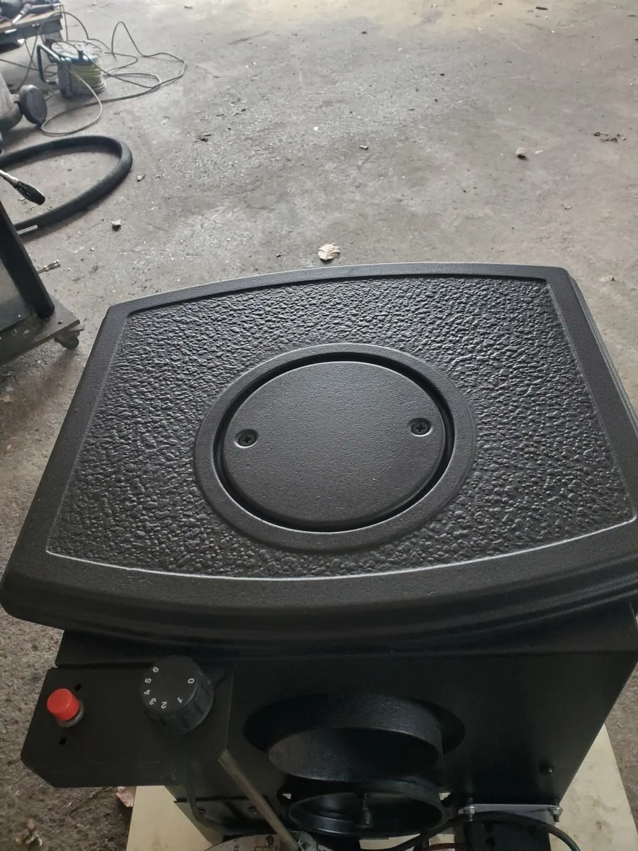 Waterford Stanley Oisin 5kw oil stove fully refurb - Image 3