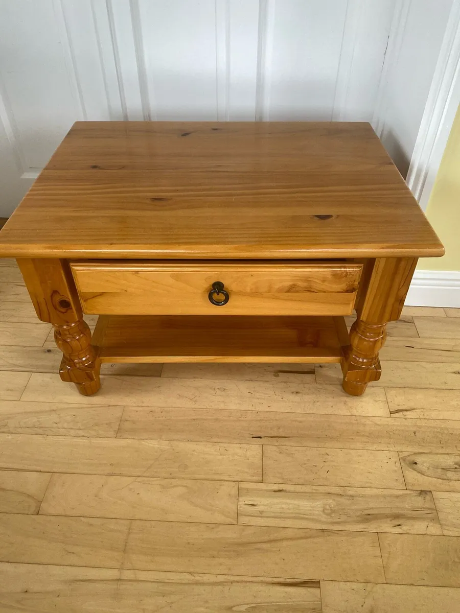 Coffee table - Image 1