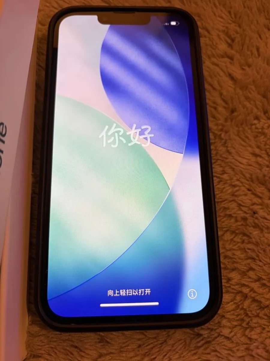 Apple iPhone 13 unlocked 89% battery health - Image 1