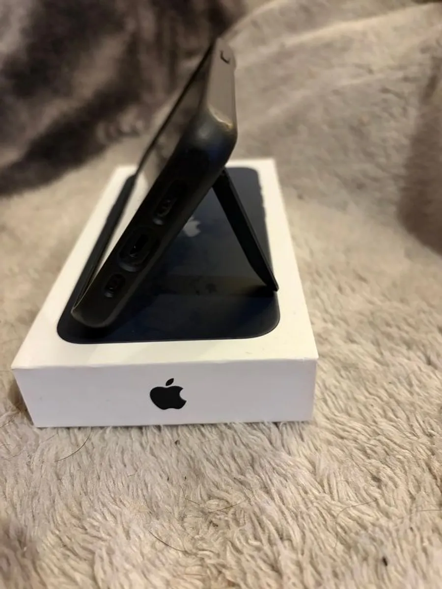 Apple iPhone 13 unlocked 89% battery health - Image 4