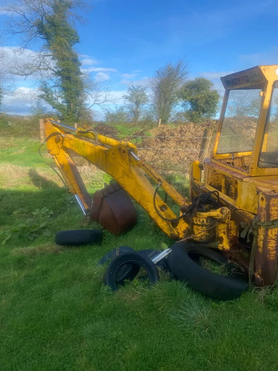 Ford 550 jcb backhoe - Image 2