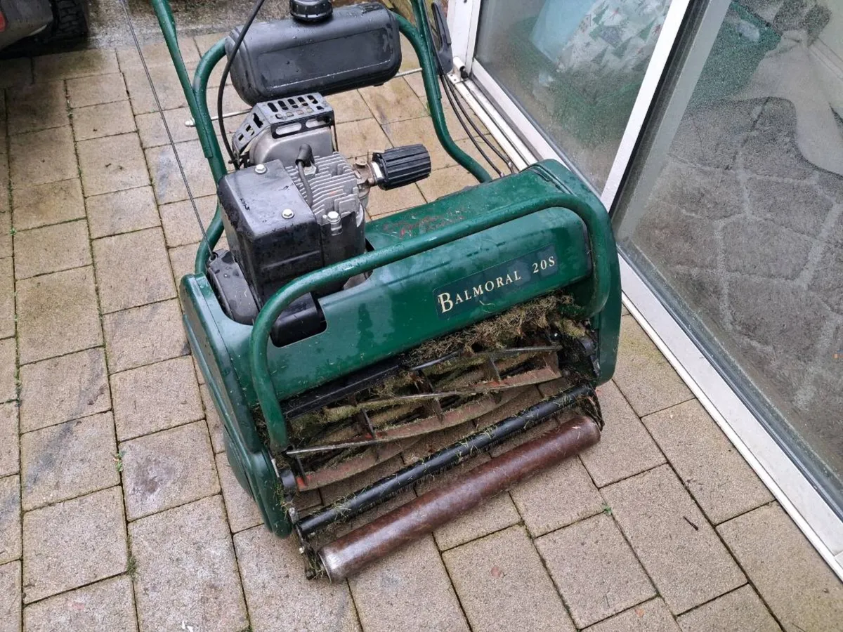 Balmoral 20s  cylinder mower - Image 1