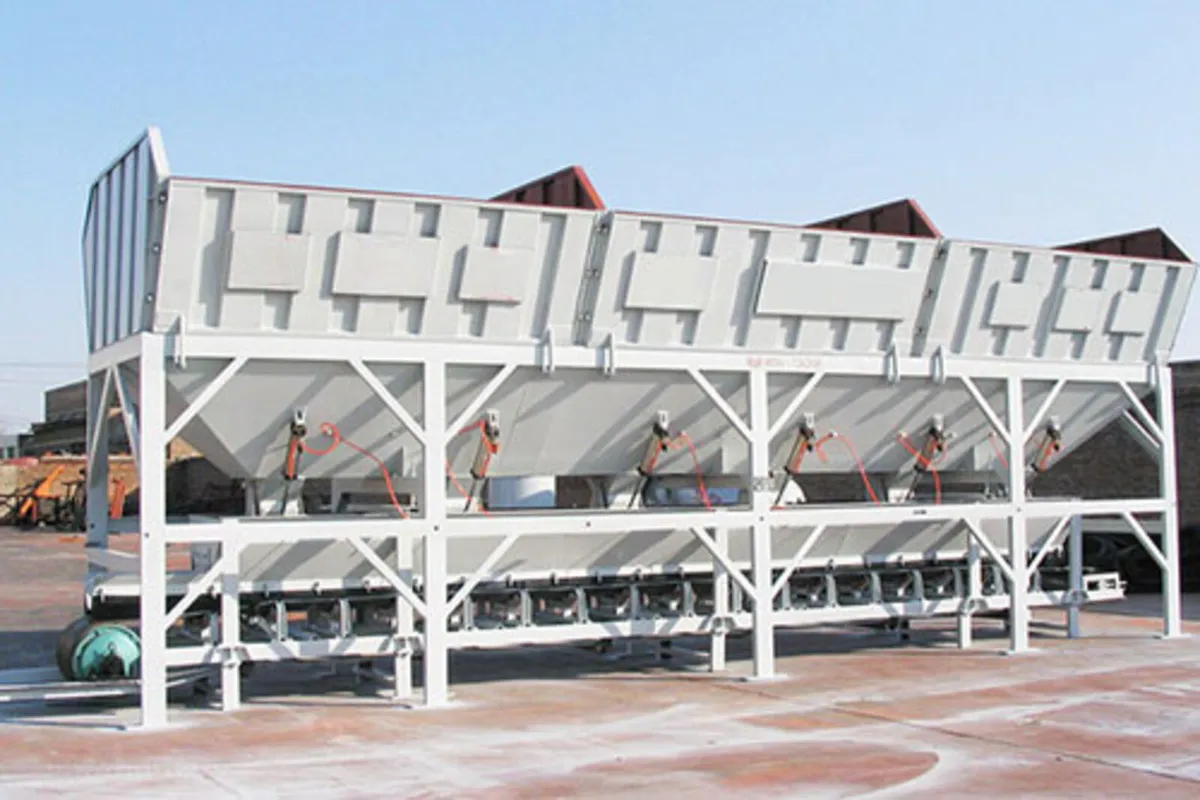 Wanted Aggregate bins Batching plant