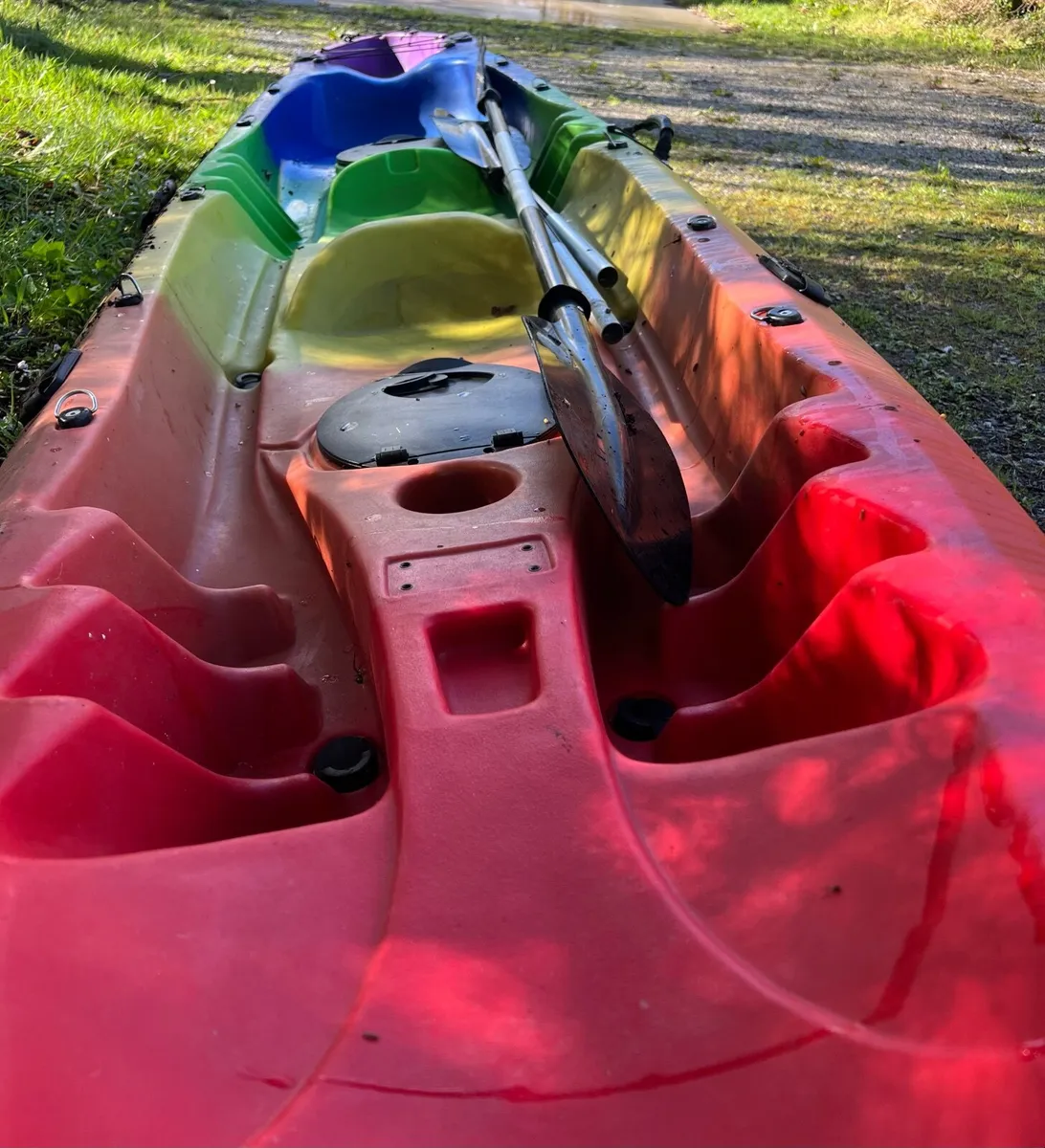 Kayak incl. Paddel and Seats - Image 1