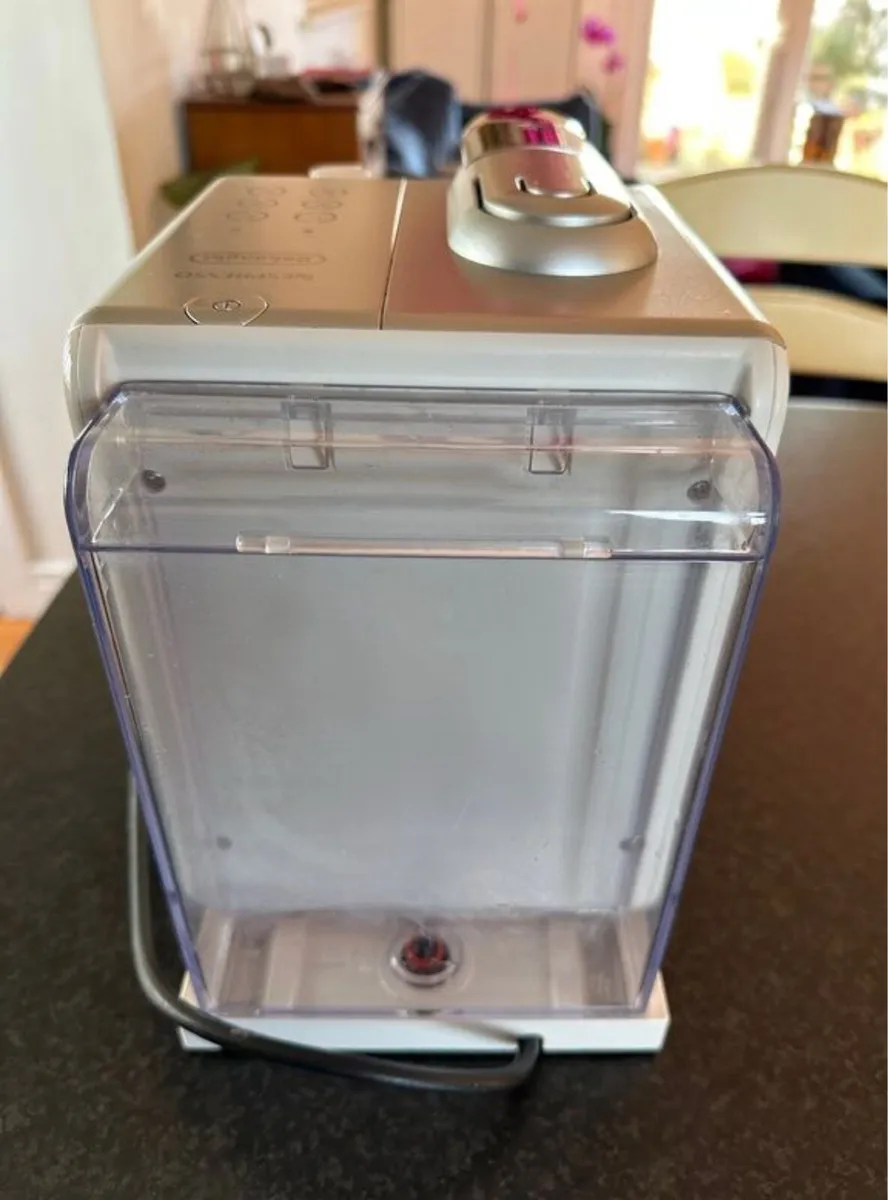 Nespresso DeLonghi Lattissma - Image 2