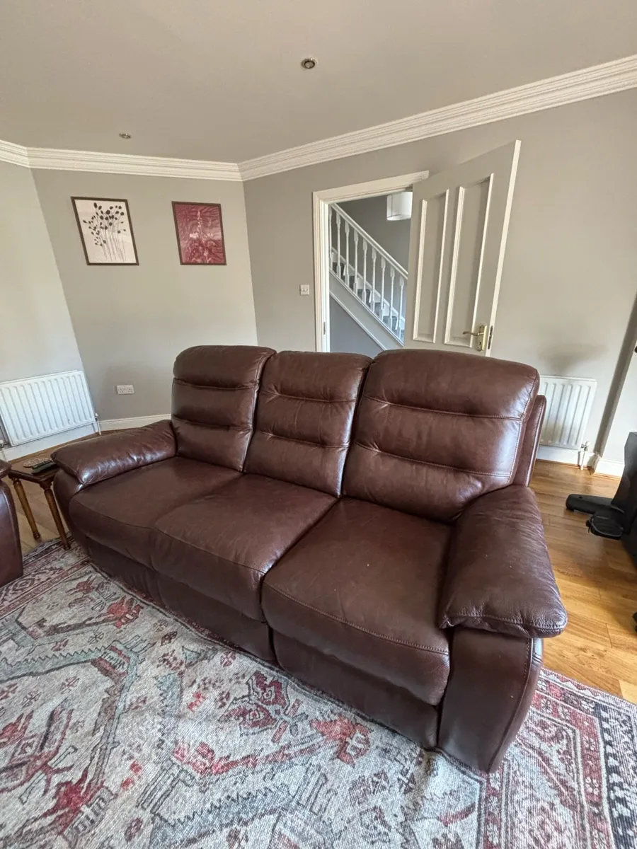 Recliner Couch - Image 1