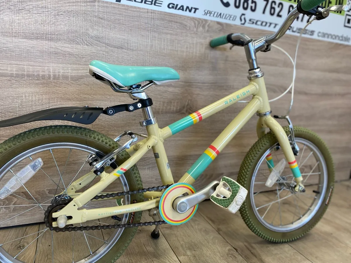 Raleigh (like new) - Image 2